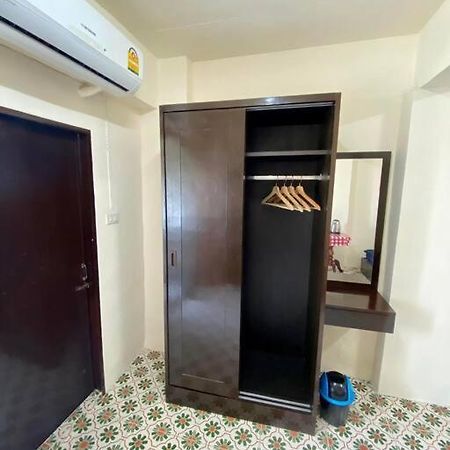 Ratanawong Place 823 Bangkok Eksteriør bilde