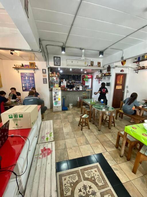 Ratanawong Place 823 Bangkok Eksteriør bilde